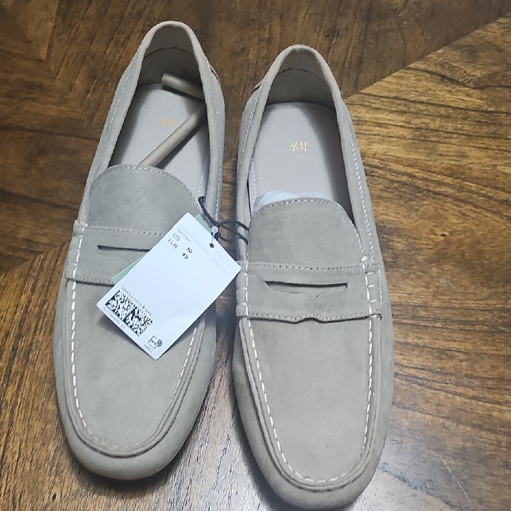 H&M Men's Beige Slip-On Loafers